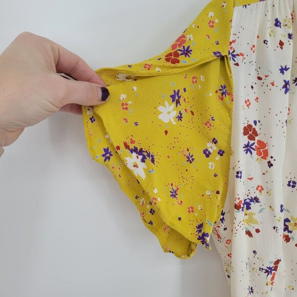 Meadow Rue womens 10 Anthro yellow white floral Bon Voyage wrap blouse boho - Picture 2 of 10